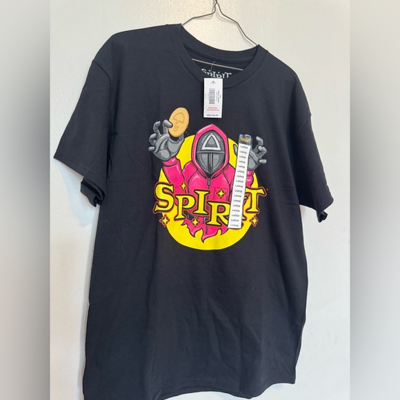 Spirit Tops - Squid Games Spirit Halloween logo Black and Pink Graphic Tee